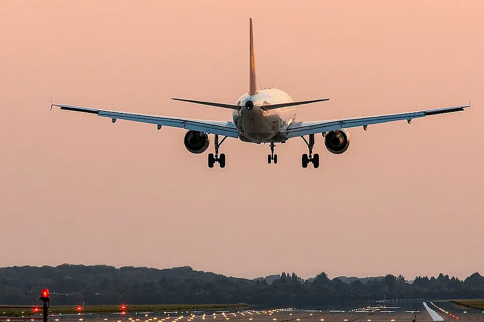 UAE: Flydubai revises flight schedule after Iran airspace closure