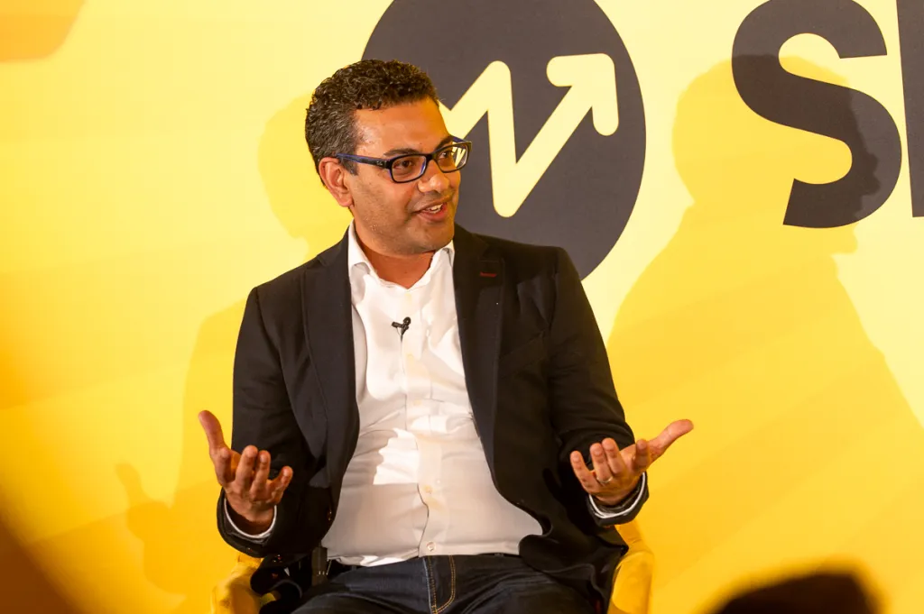 Google’s Advice for Travel Brands: Forget Generic Keywords, AI Can Read Your Photos