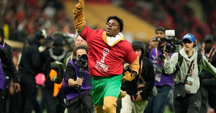 YouTuber IShowSpeed rallies Benin on Africa tour