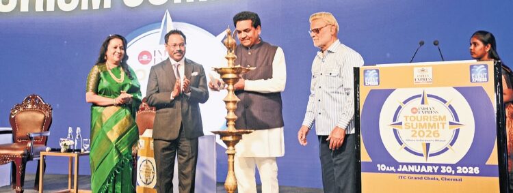 India backpacks, but Moolah missing