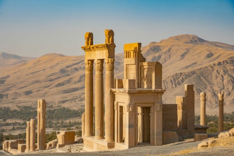 Iran’s National Tourism Award Highlights Technology and Cultural Preservation, Everything You Need t...