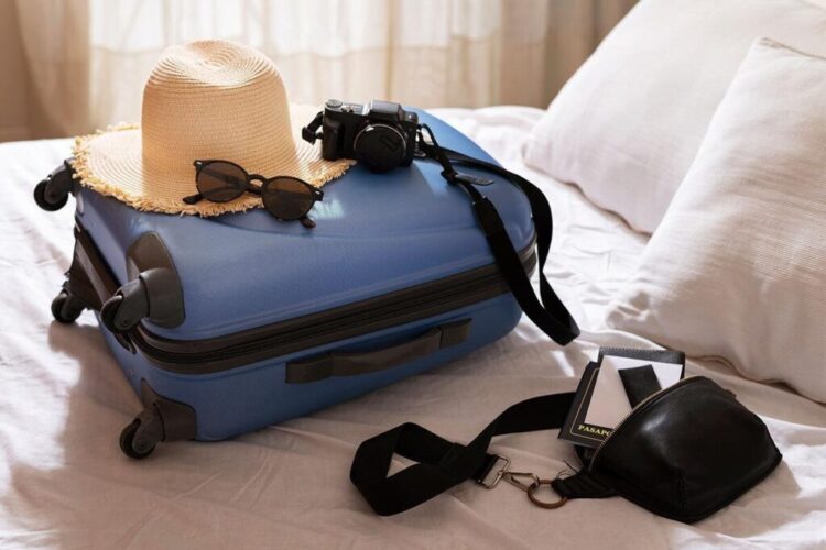 Essential Low-Profile Tech for Luxury Yucatán Travel