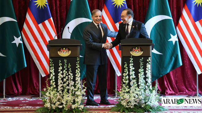 Malaysia, Pakistan discuss halal food, energy and tourism to boost cooperation