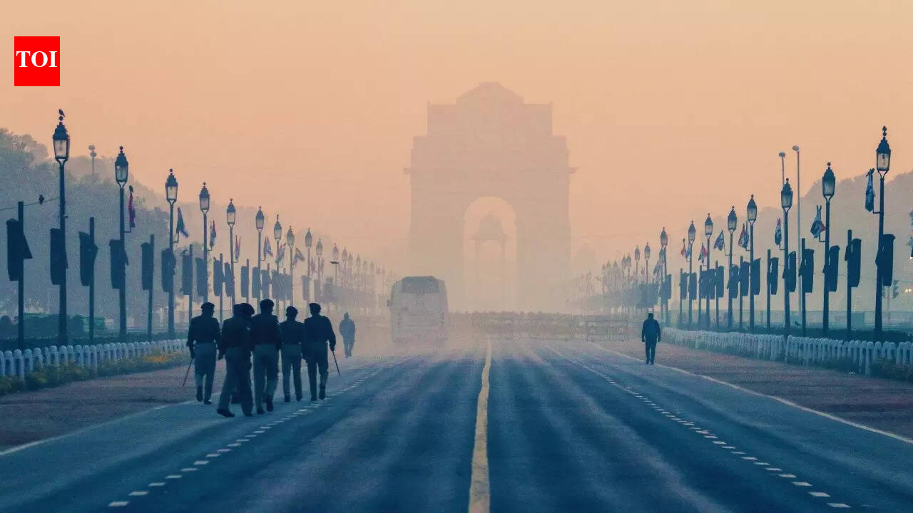 What’s the weather today: Tourism hotspots in north India brace for snow, hail and fog as western di...