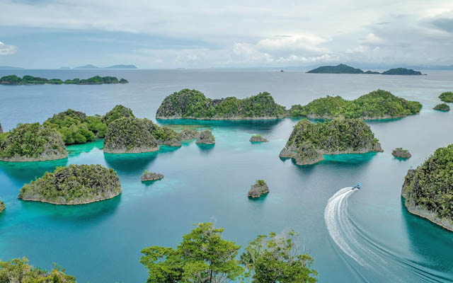 Raja Ampat raises tourism fees to support conservation and communities | TTG Asia