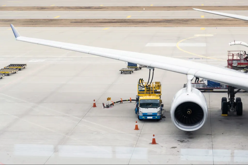 Historic Layoffs, Failed Mergers, AI Pricing: Skift's 2025 Airline News Quiz