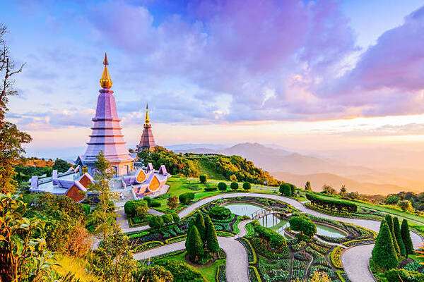 Thailand’s Tourism Industry Sees Historic Growth As Foreign Card Spending Reaches Nearly Three Hundr...