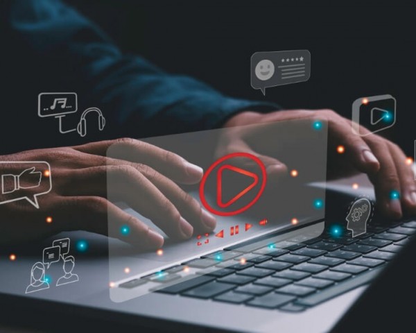 Travel Brands Need to Modify Their Social Media Strategy | .TR