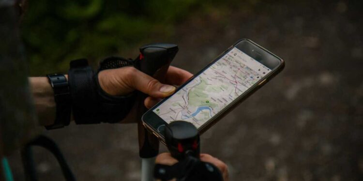 Why Travel Tech Is an Essential Part of Modern Vacations