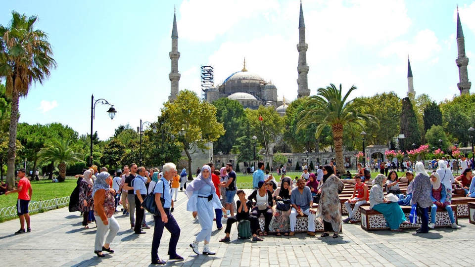 Türkiye aims to surpass USD 68.7b tourism target in 2026