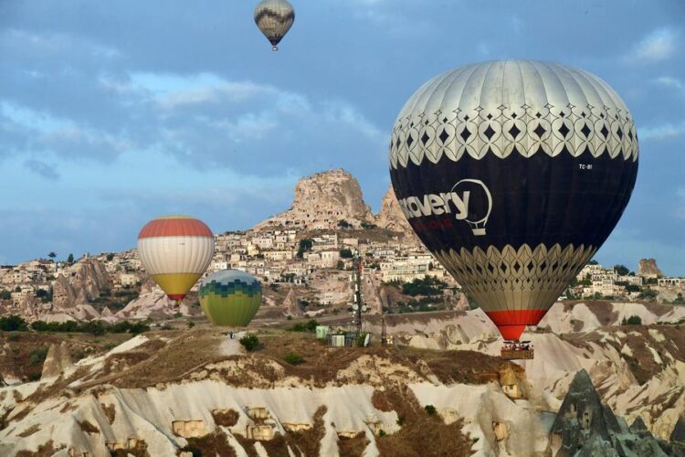 Interest in Türkiye soars among Chinese tourists after introduction of visa-free entry-Xinhua