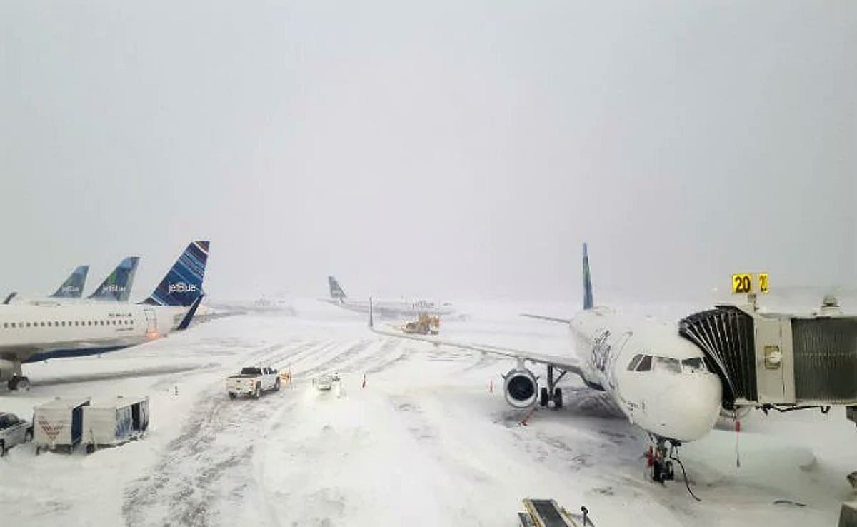 UAE and Qatar Flights Disrupted by Severe US Winter Storm: Latest Updates