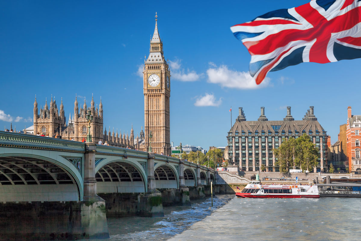 New UK Entry Rules Begin February 2026: What Travelers Need to Know