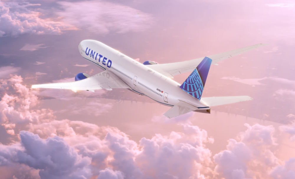United Airlines Launches Nonstop Service from Bradley International to Houston, Boosting their Regio...