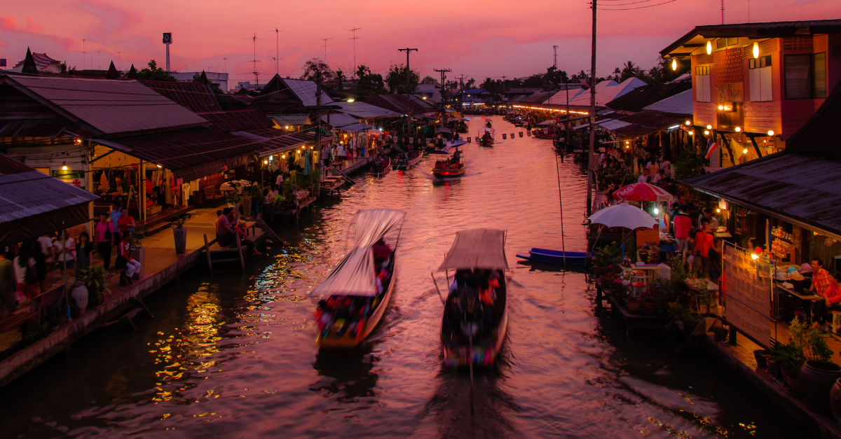 Vientiane’s Wat Tay Canal Could Become Floating Night Market Under New City Proposal