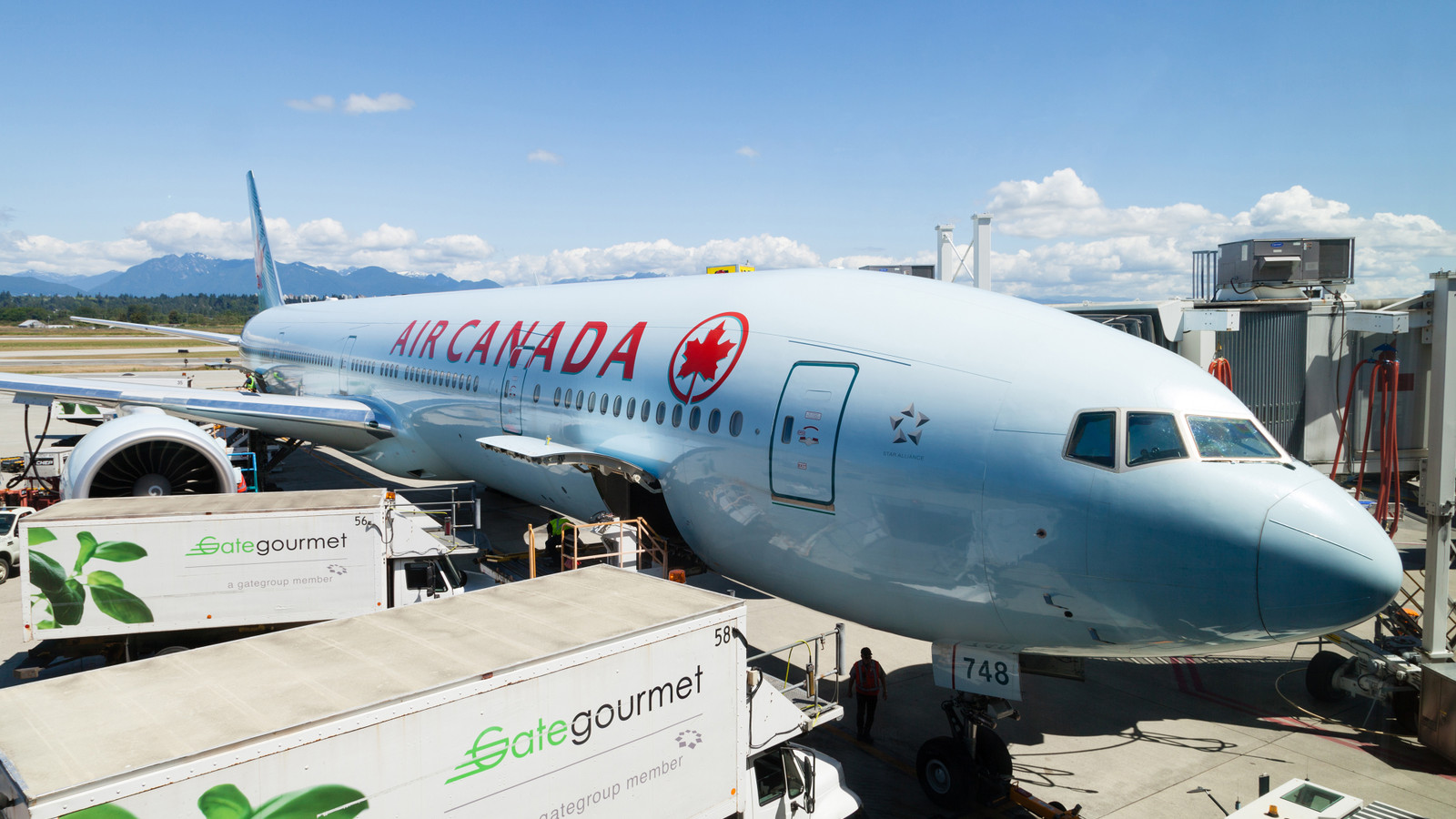 Americans Caught By Surprise As Air Canada Joins The U.S. Travel Boycott And Cuts Flight To Beloved ...
