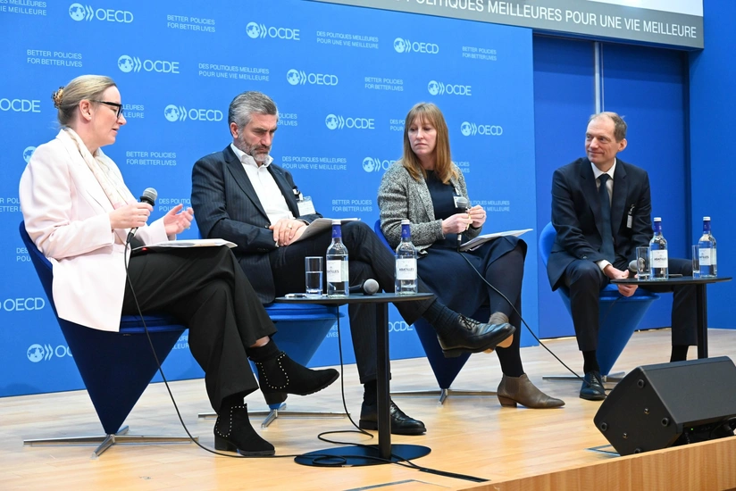 Azerbaijan represented at International Transport Forum in Paris