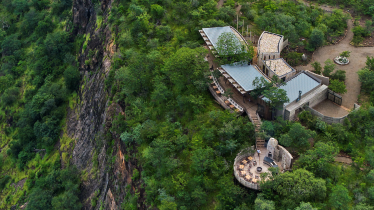 New lodge opens in Victoria Falls