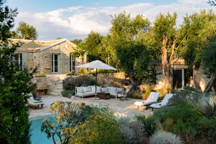 Why One of the Best Villa Operators Refuses to Scale