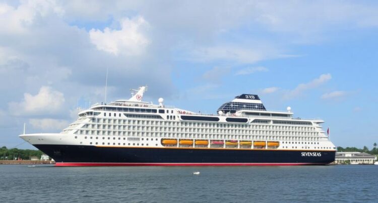 Cambodia Welcomes Luxury Cruise Ship Seven Seas Explorer with More than Seven Hundred Tourists, Cele...