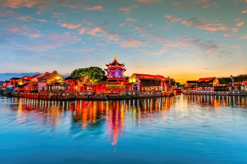 China Rolls Out Game-Changing Visa-Free Access for British and Canadian Citizens, Unleashing New Tra...