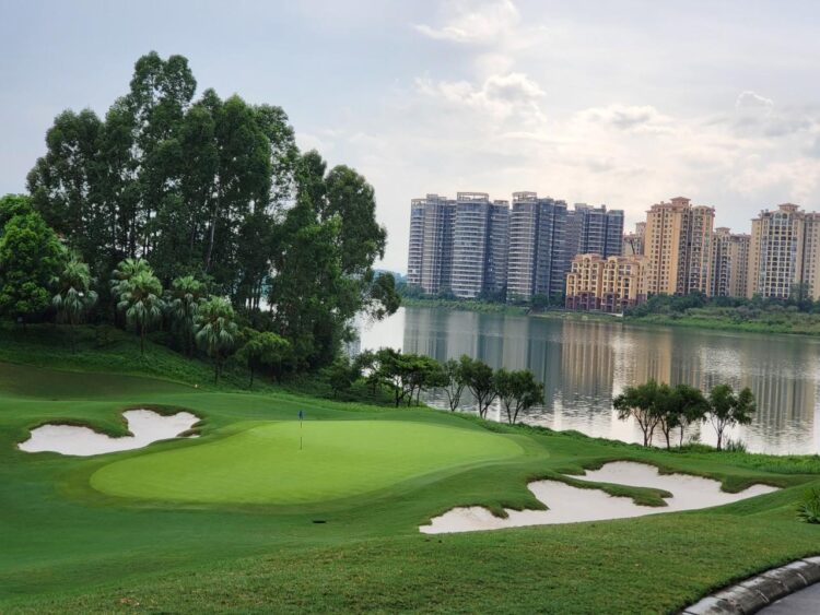 Holiday Island Golf Club in Guangzhou / Courtesy of Lee Hee-hyun