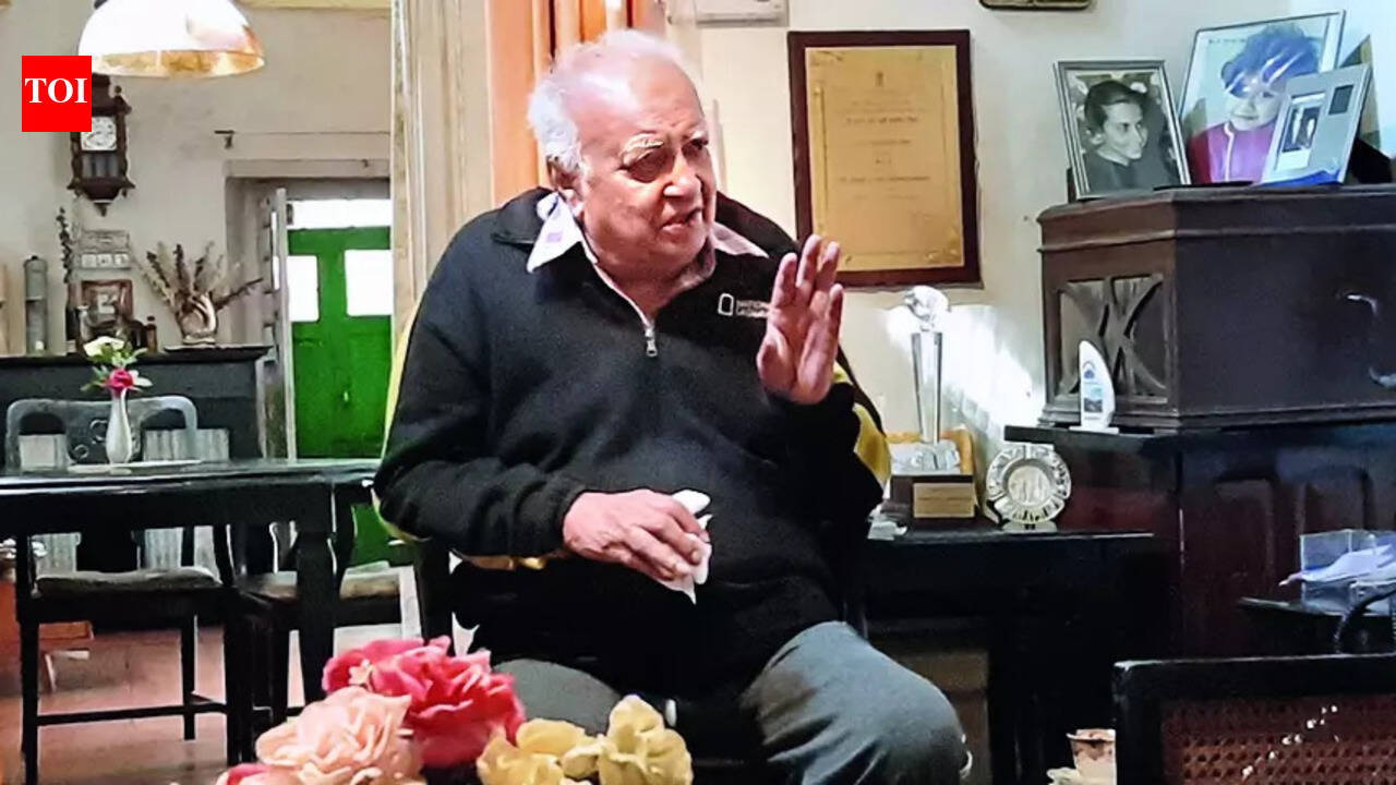 Travel writer Hugh Gantzer, 95, dies in Mussoorie | India News