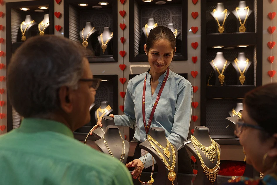 India revises customs rules: How much worth of gold UAE expats can carry