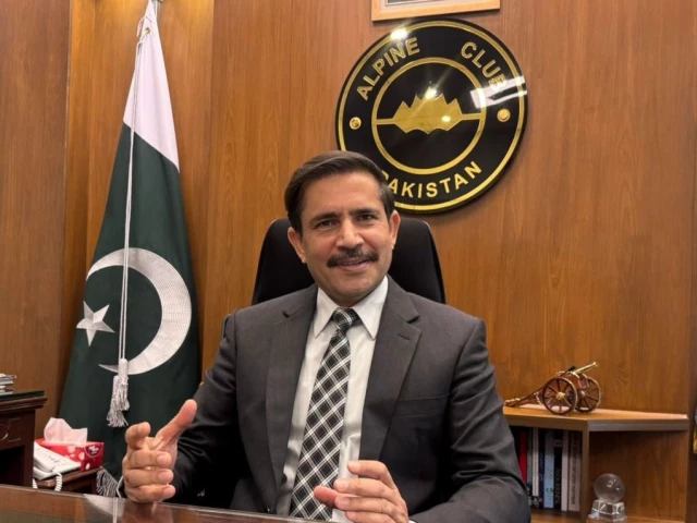 major general r irfan arshad khan hi m president of the alpine club of pakistan speaking to express tribune photo by zulfiqar baig