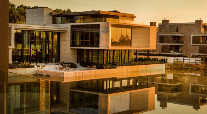 Radisson and Amadeus launch API for seamless hotel bookings