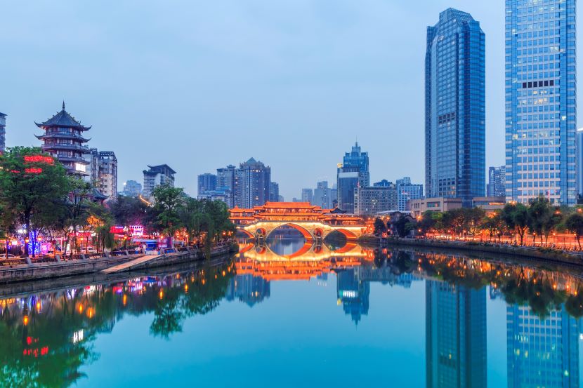 Robotics and automation enhancing holiday travel in shaanxi province.