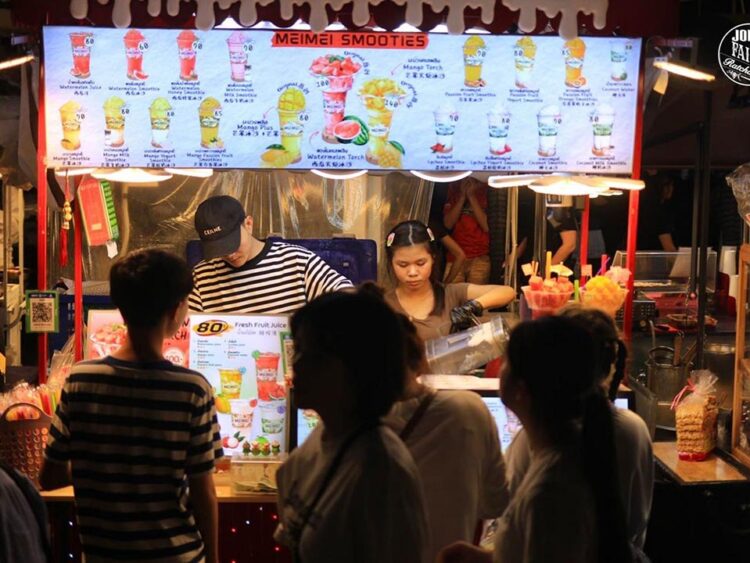 Thailand welcomes Travelbag study ranking Chatuchak Weekend Market world’s top night fair