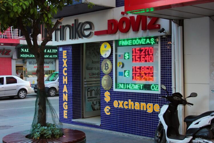 Photo shows currency exchange office on a popular pedestrian Sarampol street in central Muratpasa district of Antalya, Türkiye, accessed on Feb. 22, 2026. (Adobe Stock Photo)