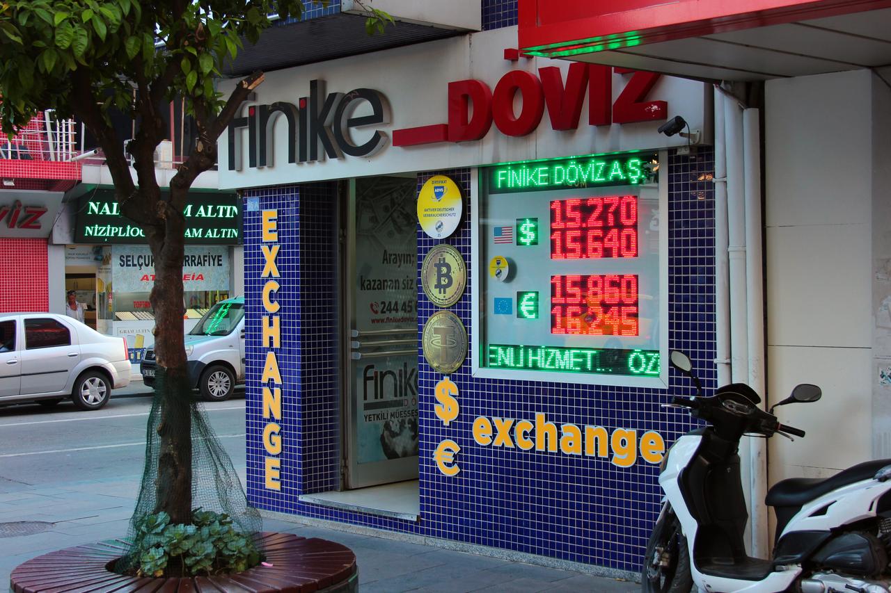 Photo shows currency exchange office on a popular pedestrian Sarampol street in central Muratpasa district of Antalya, Türkiye, accessed on Feb. 22, 2026. (Adobe Stock Photo)