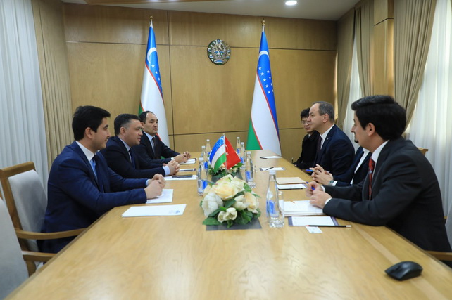 Deputy Chairman of Uzbekistan's Tourism Committee Meets with Turkish Airlines — UzDaily.uz