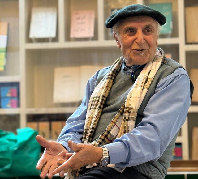 Veteran tour guide speaks at Tour Guides Night