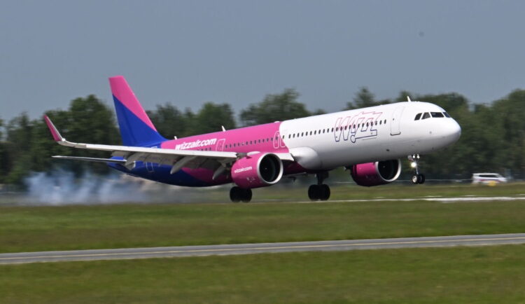 Wizz Air emergency landing at Barcelona « Euro Weekly News