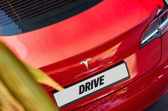 747m rides in Dubai public transport, AI impact on travel growing