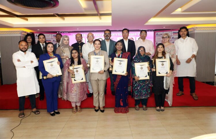 Ten women honoured with ATJFB Award
