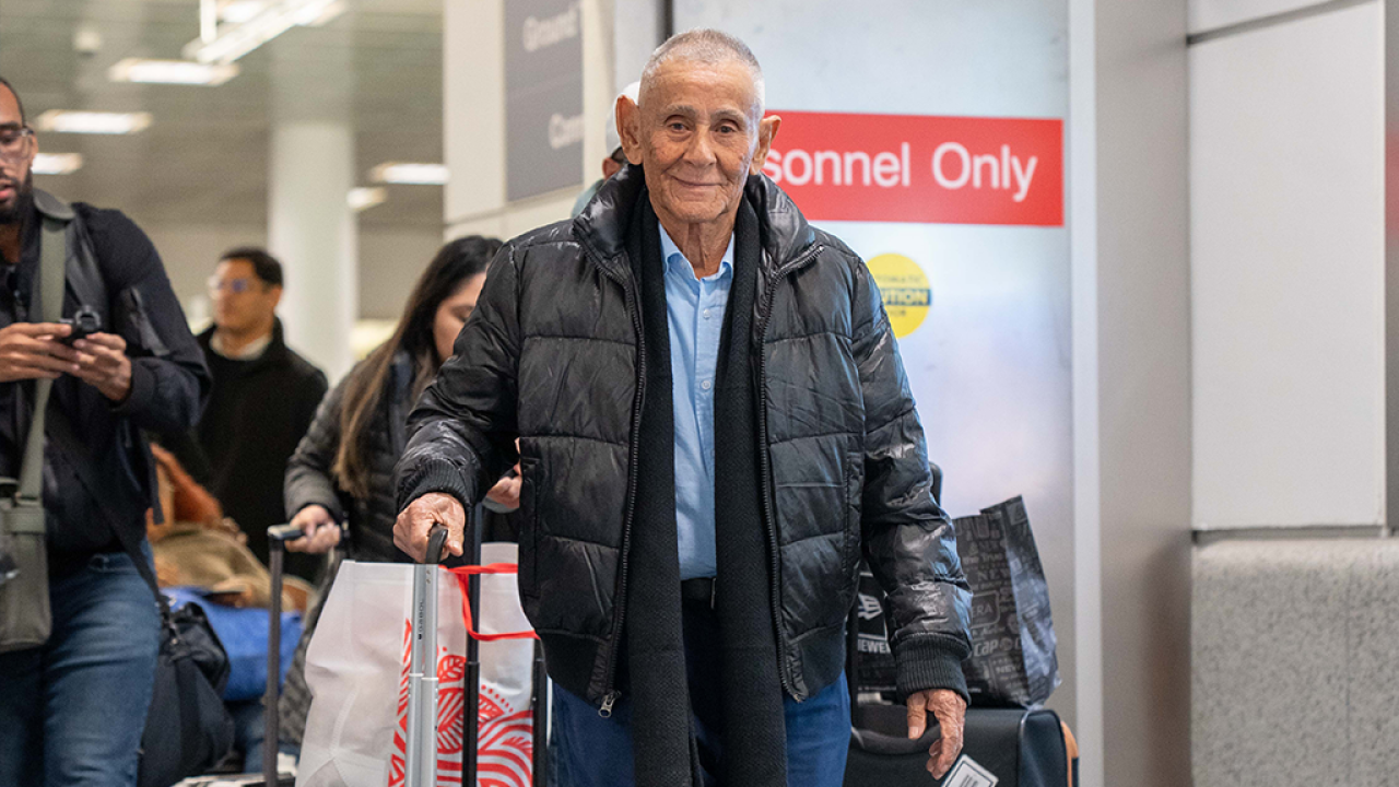 Arajet makes a 95-year-old Dominican man's dream of traveling for the first time come true