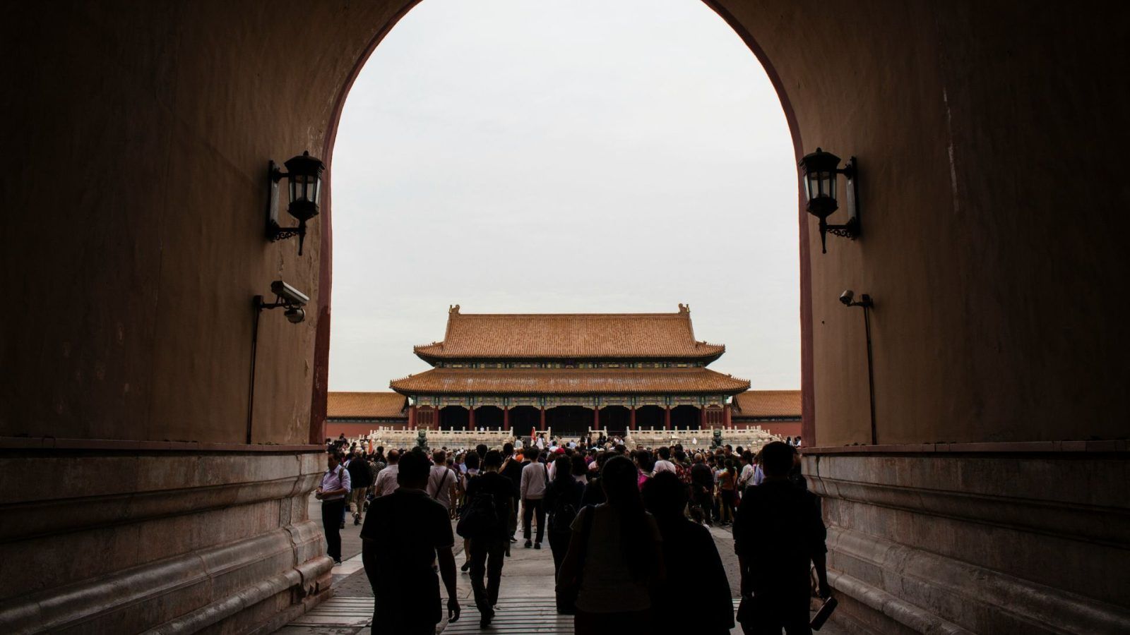 China Eases Entry Rules With 30-Day Visa-Free Access For UK, Canada