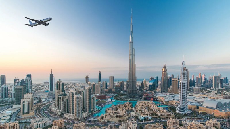 Dubai doubles hotel prices. Actor says no free help for stranded tourists