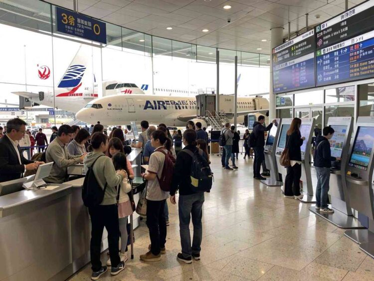 France, japan, thailand, spain, and the u. S. Are experiencing an unprecedented surge in global tourism, driven by innovative initiatives like south korea