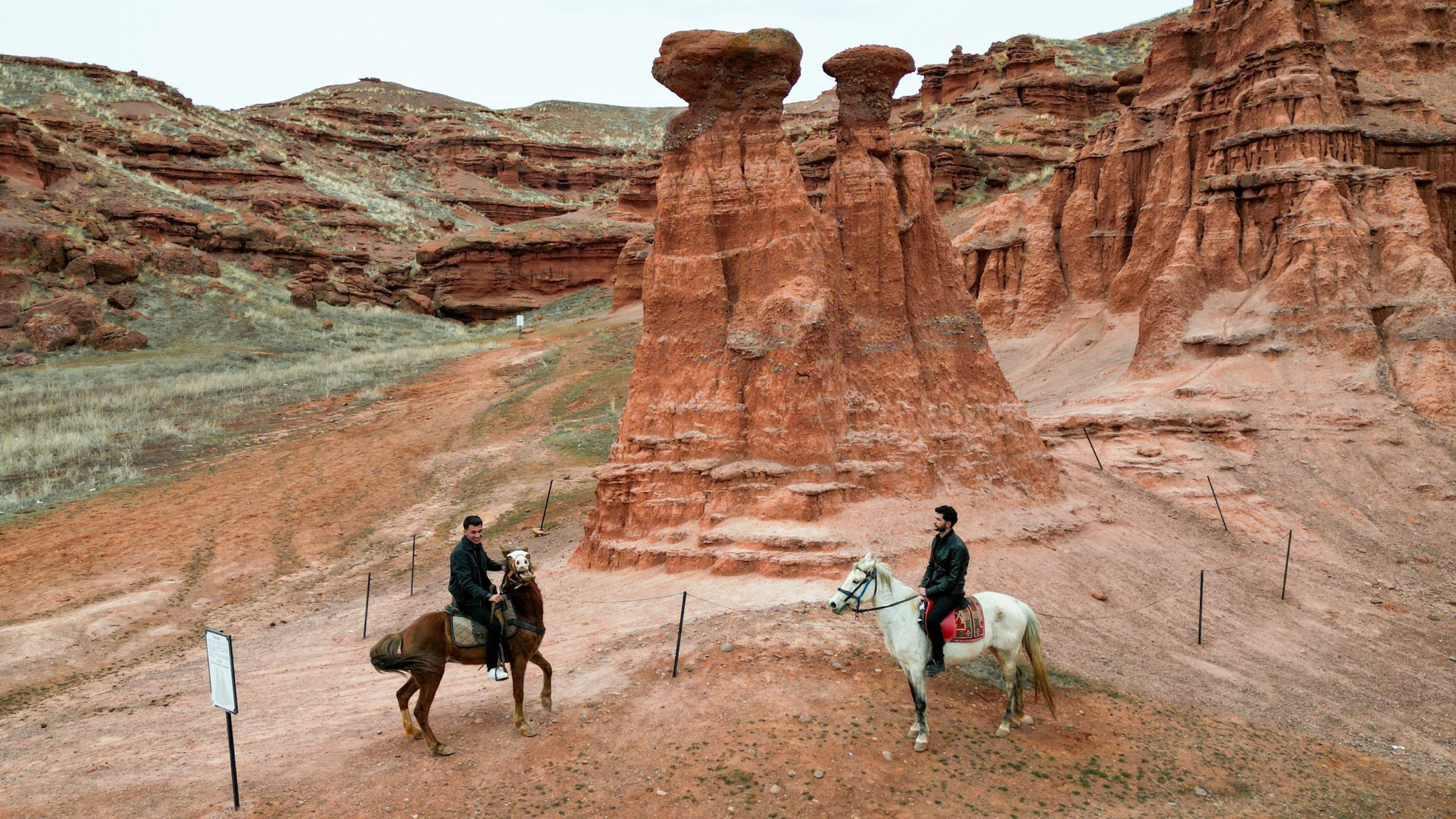 Horseback safaris draw visitors to Narman Fairy Chimneys in Erzurum, Türkiye