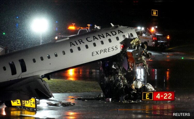 LaGuardia Shut After Air Canada Flight Collision. How New York Flights Are Affected
