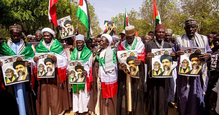 Scores of Pro-Iran Shias defy ban to rally in Nigeria's capital