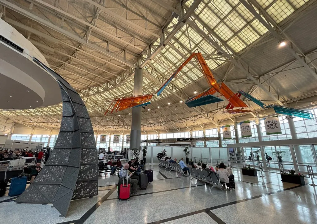 Shutdown Triggers TSA Staffing Shortages and Hours-Long Airport Lines