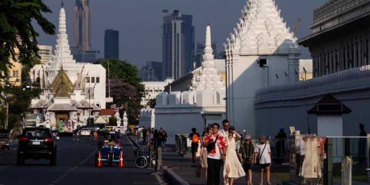 Thailand gives cash to help tourists stranded in country by Iran conflict