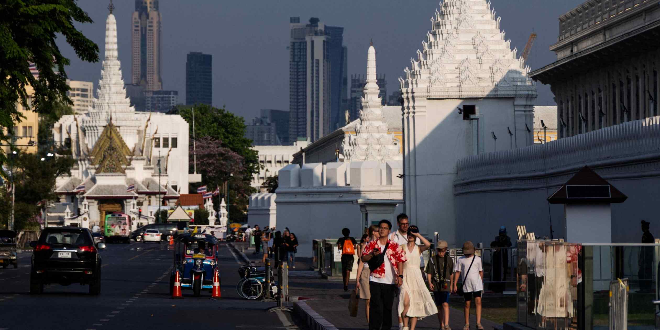 Thailand gives cash to help tourists stranded in country by Iran conflict