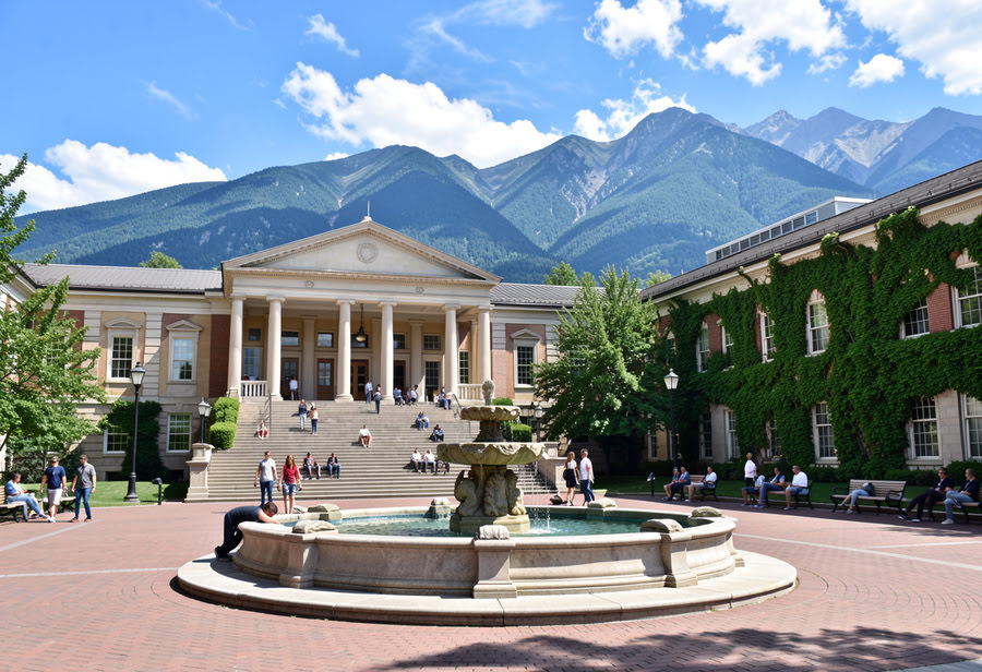 South Africa’s University of Cape Town Crowned Africa’s Most Beautiful University, Elevating the Nat...